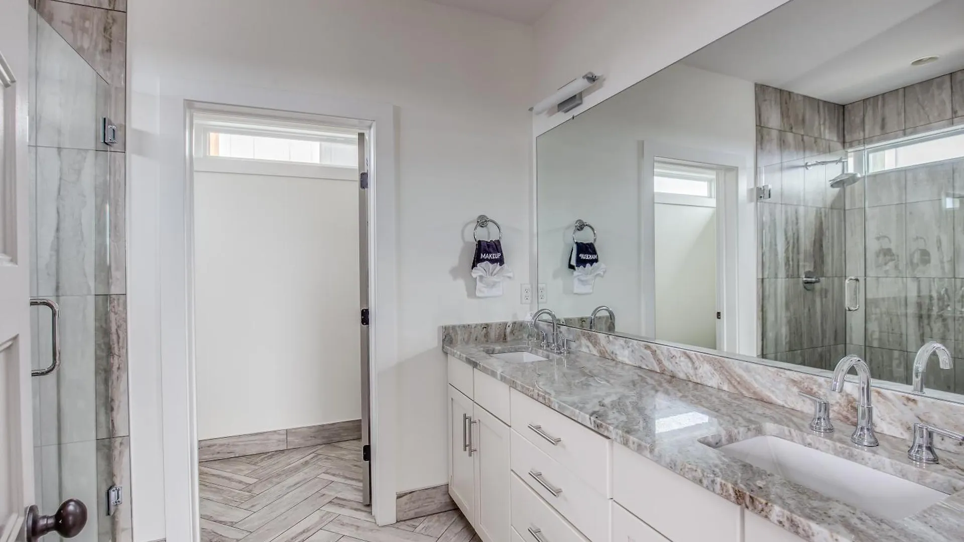 Whiskey House With Rooftop Golf, City Views! 8Min To Downtown! Sleeps 9! Nashville 0*,